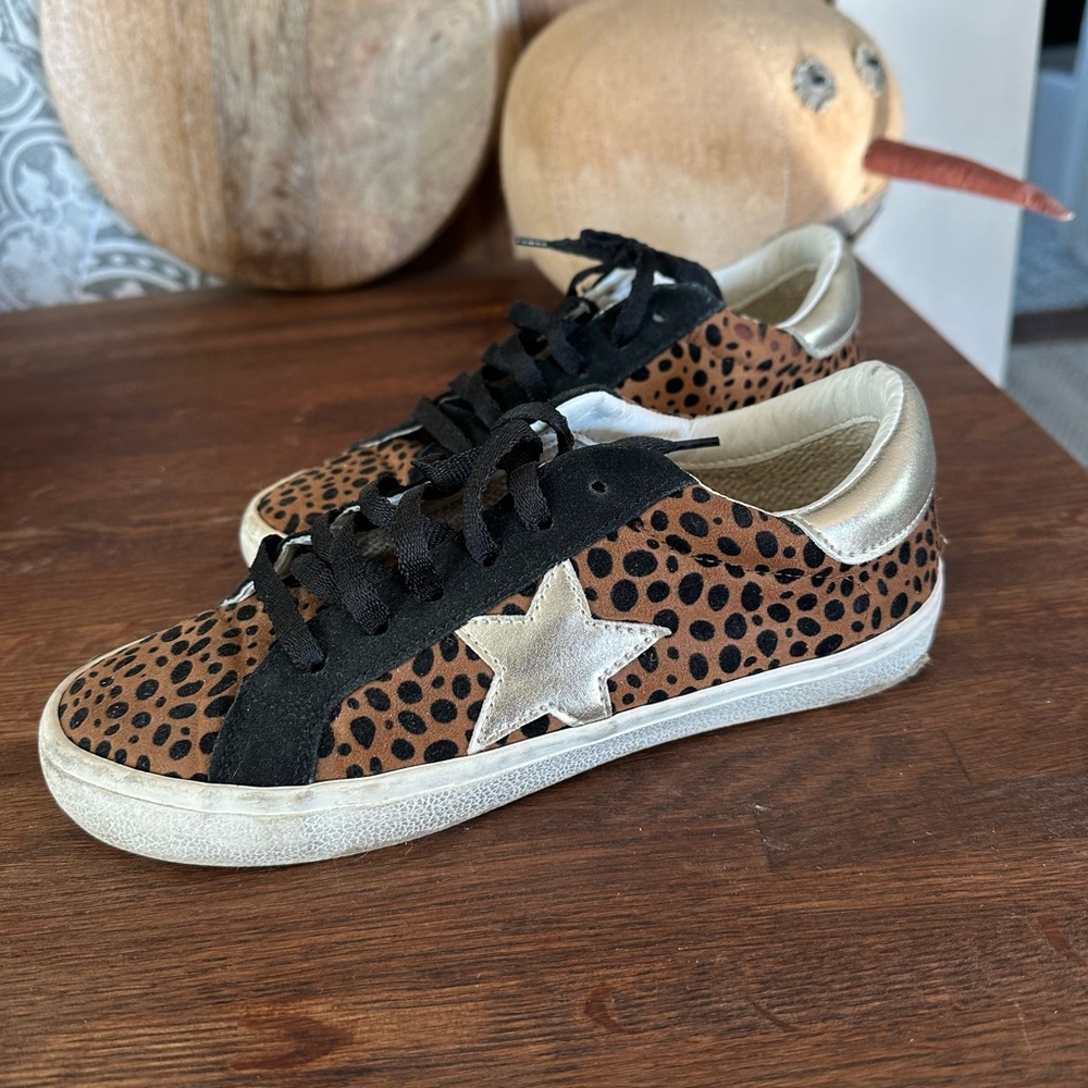 Steve Madden Philosophy Sneakers